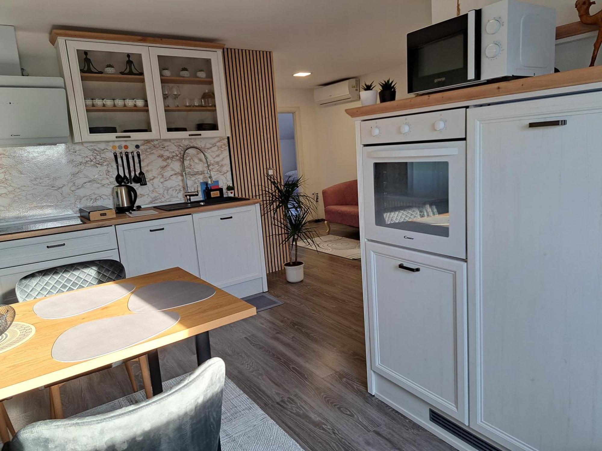Apartmani Habibi Jalzabet Экстерьер фото